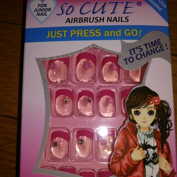 3/$20 💅🏻Boutique mini size press on nails NIB - Picture 4 of 5